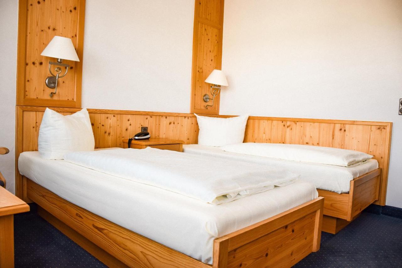 Hotel Bergwiesen - Zimmer Mit Balkon Oder Terasse Lohr am Main Экстерьер фото
