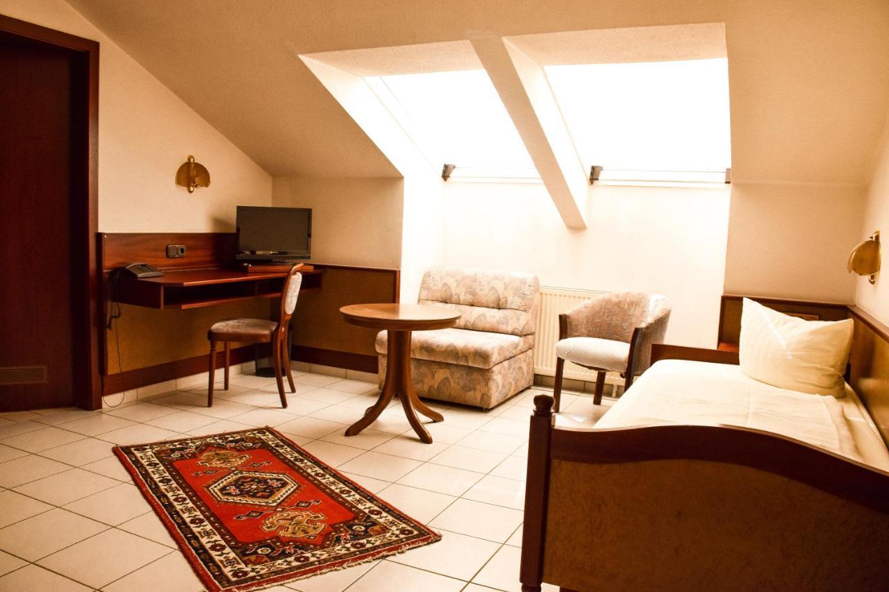 Hotel Bergwiesen - Zimmer Mit Balkon Oder Terasse Lohr am Main Экстерьер фото